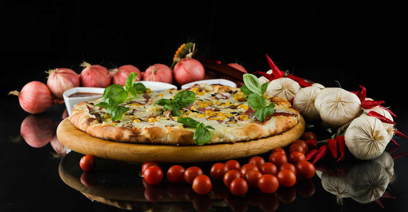 Pizza przygotowana w Pizzerii Piccola w Lubartowie